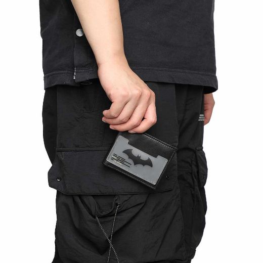 Picture of DC Comics Batman Bi-fold Wallet