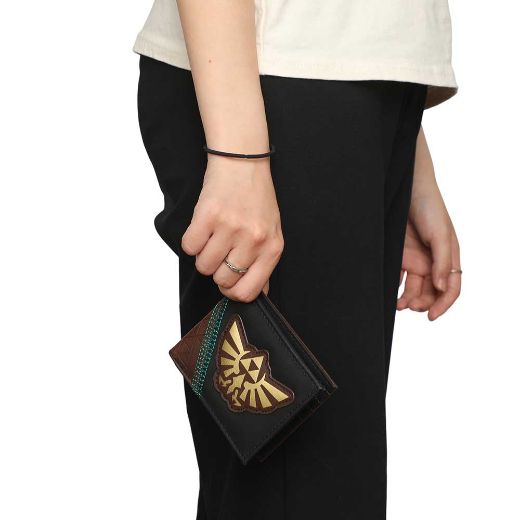 Picture of Zelda Hyrule Crest Bi-fold Wallet