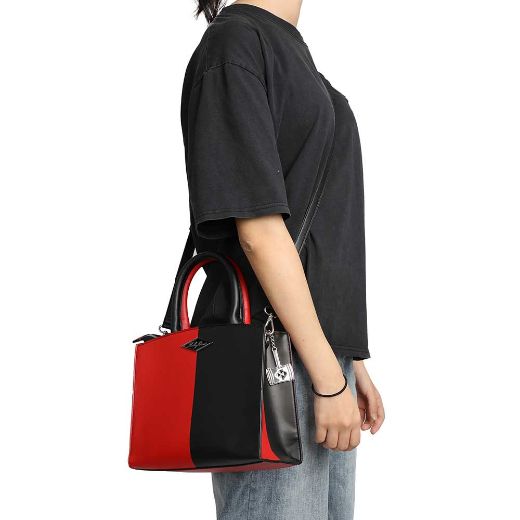 Picture of DC Comics Harley Quinn Crossbody & Handbag