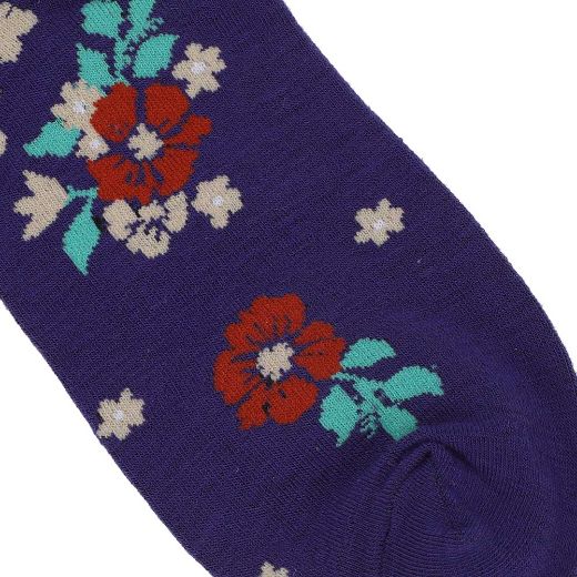 Picture of Disney Princess Women's 3 Pair Quarter Crew Socks